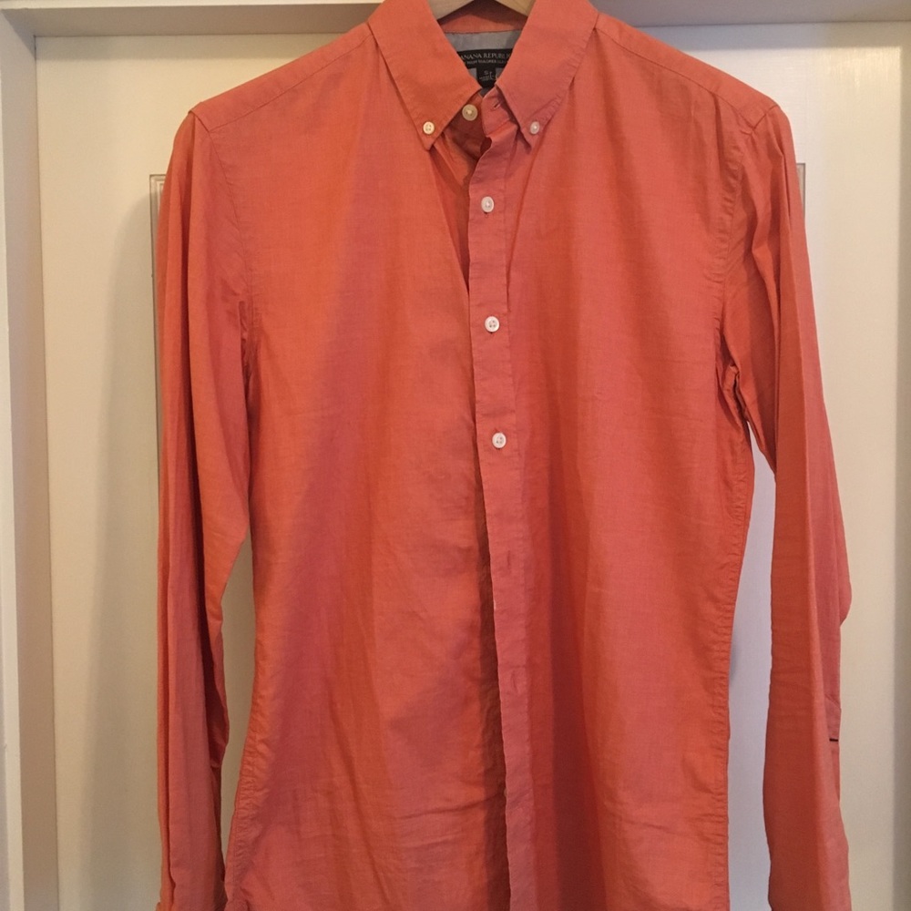 Banana Republic men’s dress shirt